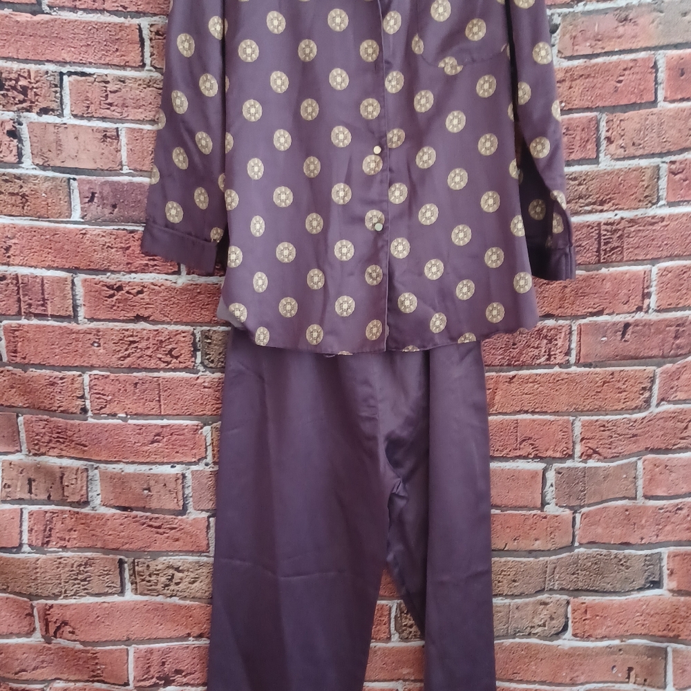 Intimate Essentials pajamas - Picture 7 of 11